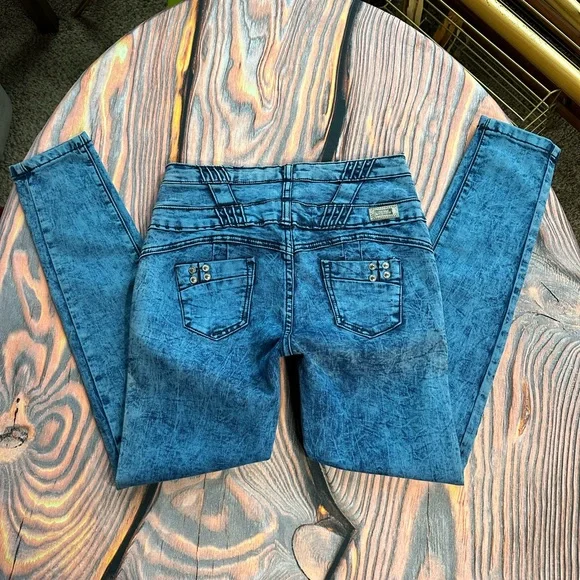 Jeans size 28  Salvaje Evolution Low rise Skinny Ankle blue stone wash nwt - Picture 10 of 11